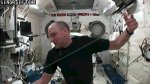 yoyo-ing in space
